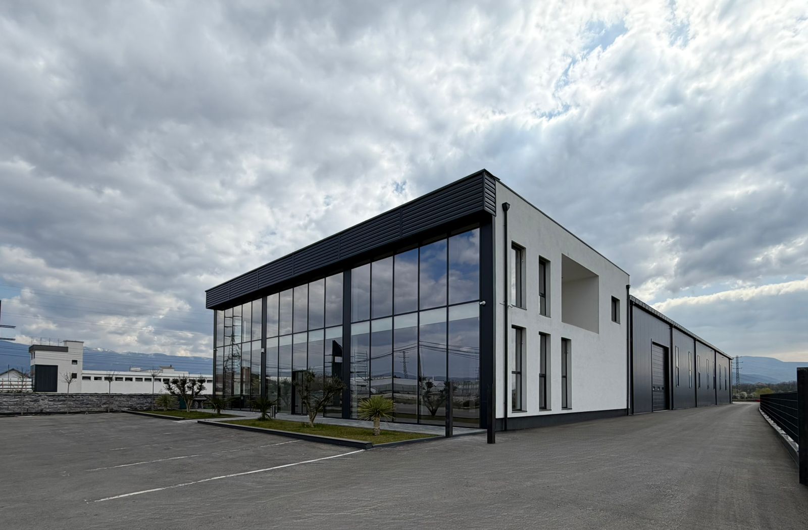 Fabrika RAF Premium